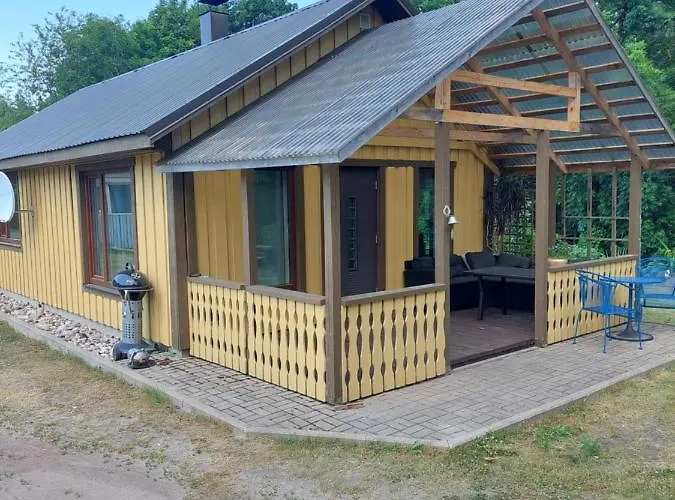 Joekalda Kodumajutus Holiday home *